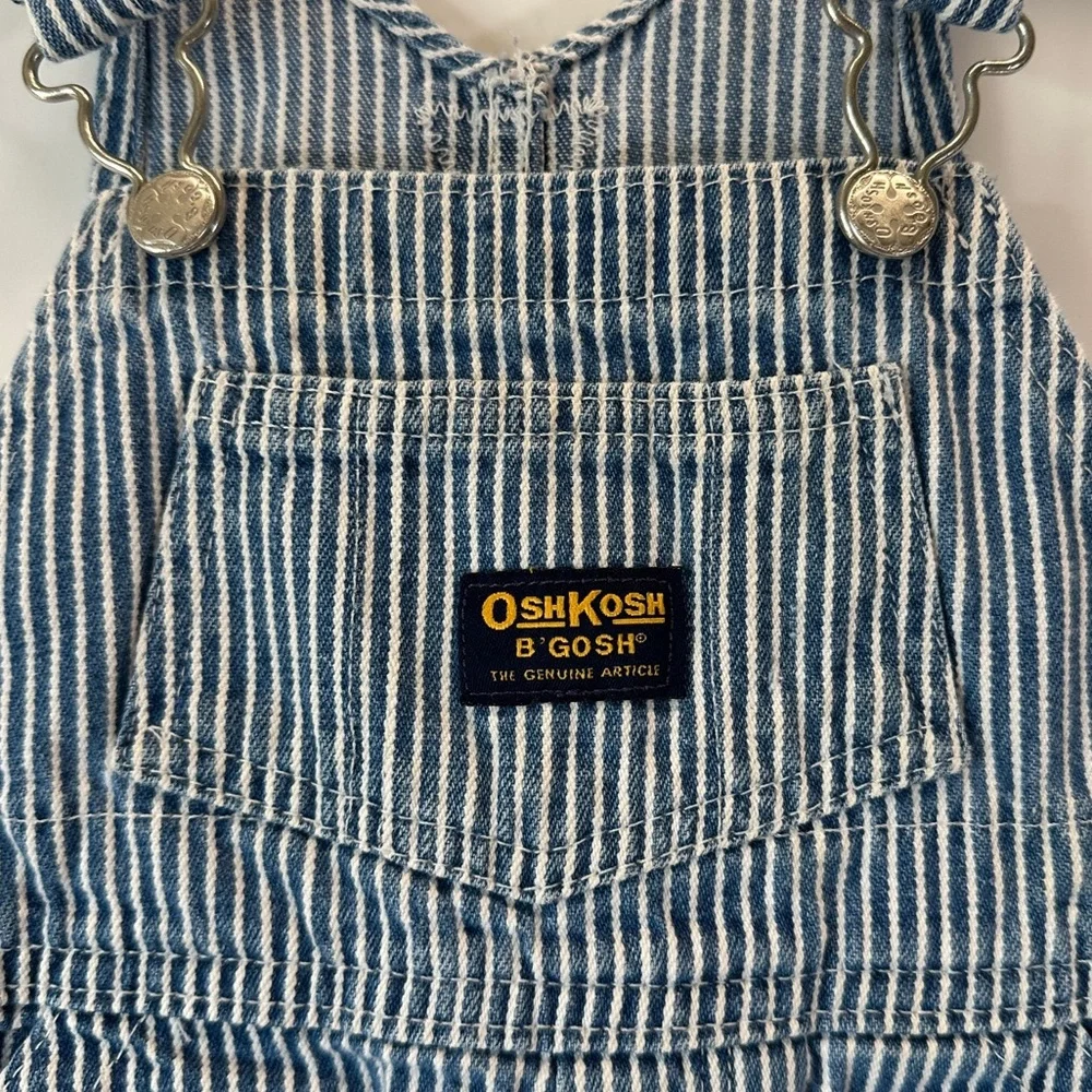 VTG OshKosh B’Gosh Striped Classic Vestbak 18M Overall Shortalls Unisex Railroad